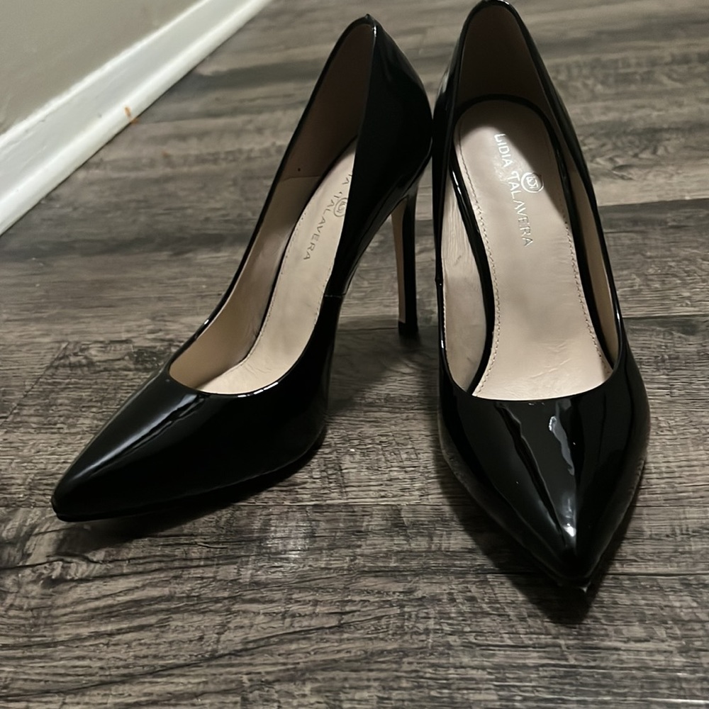 Shiny Black Lidia Talavera Heels US10 - Picture 3 of 9